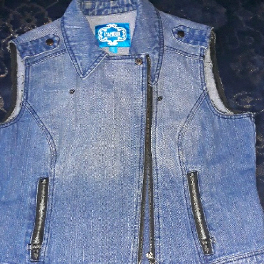 L'Amour Jean Vest